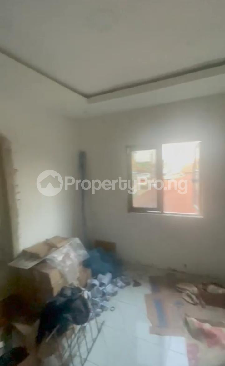 1 bedroom Flat / Apartment for rent Ladilak Shomolu Lagos