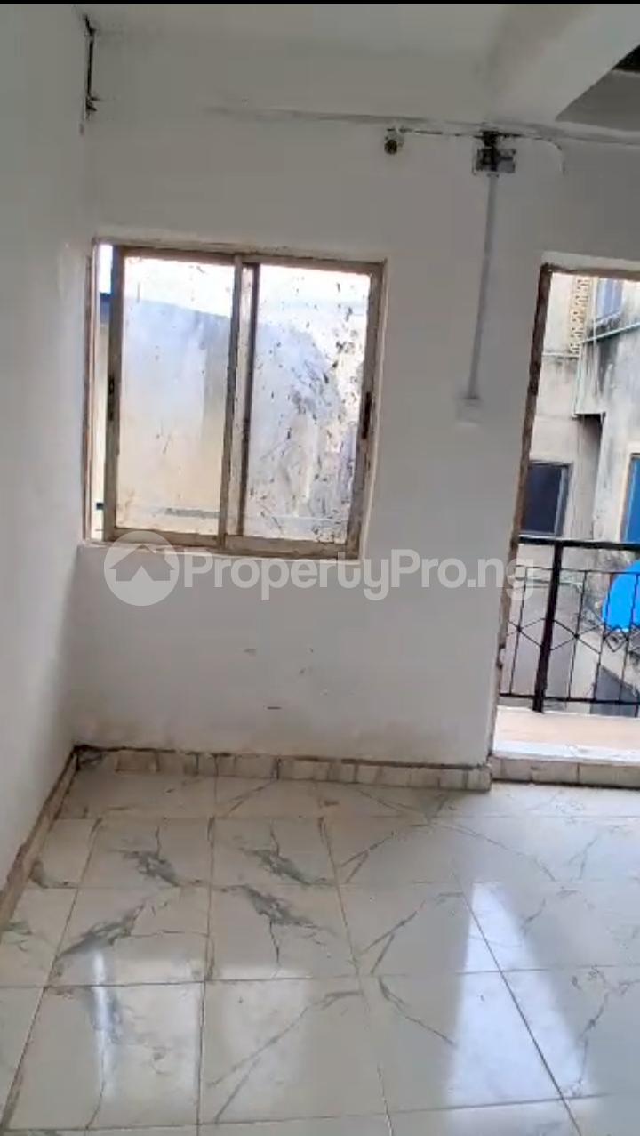 1 bedroom Flat / Apartment for rent Shomolu Lagos