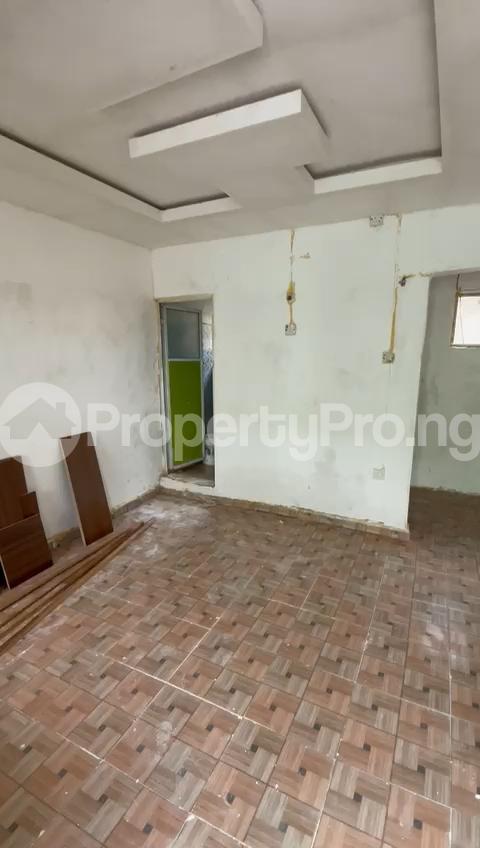 1 bedroom Flat / Apartment for rent Akoka,yaba Yaba Lagos
