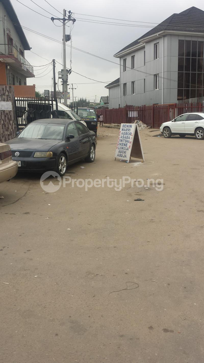 10 bedroom Commercial Property for sale By Ojuelegba Under Bridge Lagos Ojuelegba Surulere Lagos