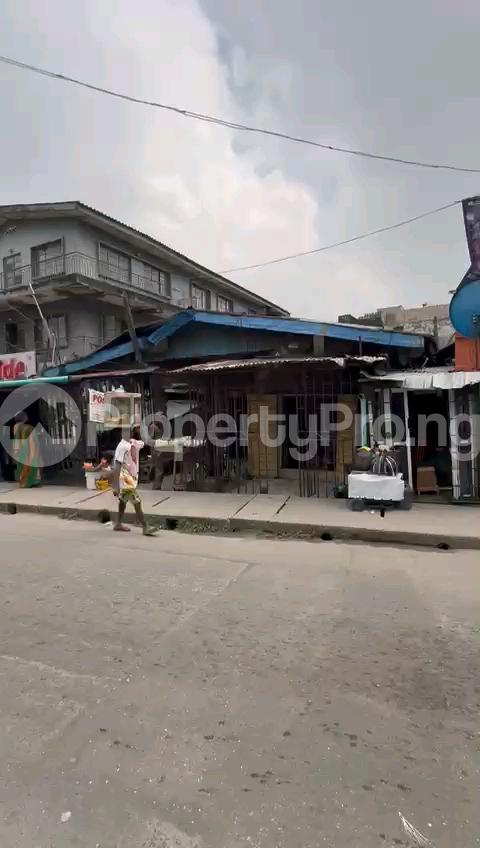 House for sale Apata Street Shomolu Lagos