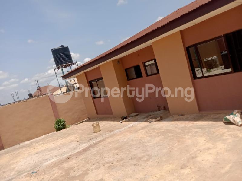 2 bedroom Flat / Apartment for rent Sarfem Area, Soka Ibadan Oyo