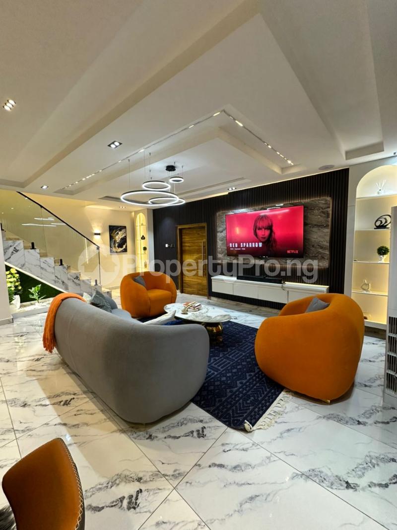 4 bedroom House for shortlet Kolapo Ishola Gra, Akobo Ibadan Oyo