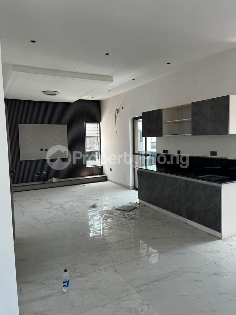 5 bedroom House for rent Ologolo Ologolo Lekki Lagos