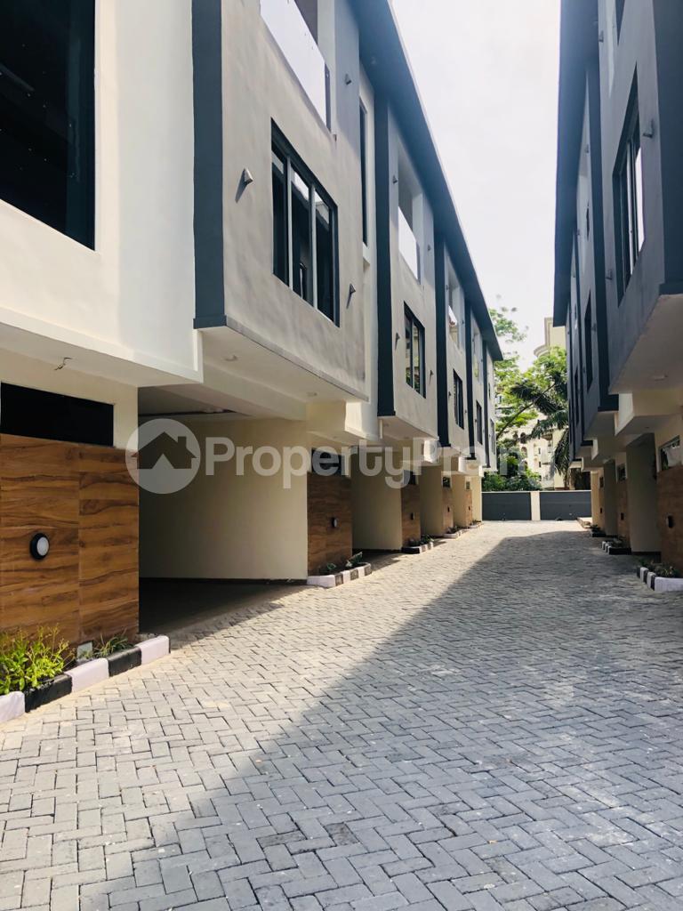 4 bedroom House for sale Adeola Odeku Victoria Island Lagos