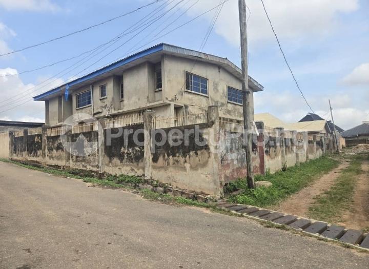 5 bedroom House for sale Iyana Olopa Off Basorun Akobo Ibadan Oyo