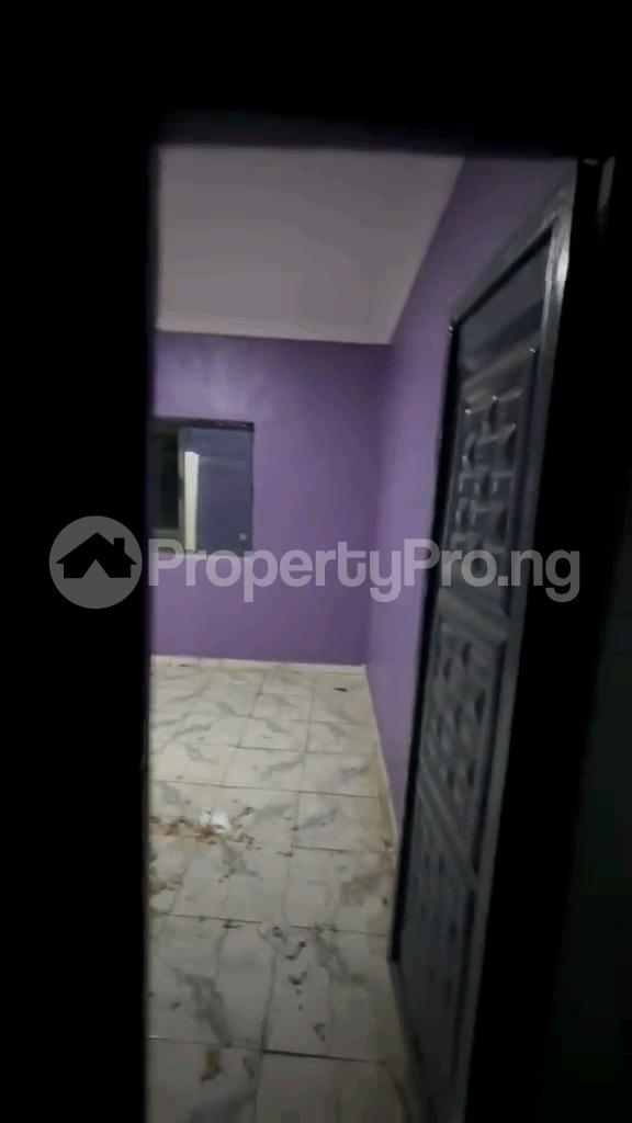 1 bedroom Flat / Apartment for rent Off Shipeolu Street Shomolu Lagos