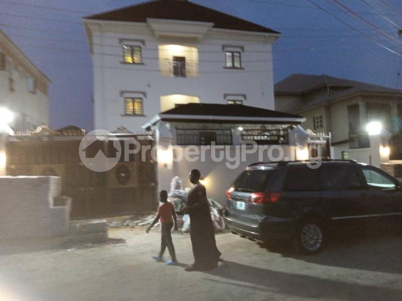 3 bedroom Flat / Apartment for rent Off Gbagada Express Way Millenuim/UPS Gbagada Lagos