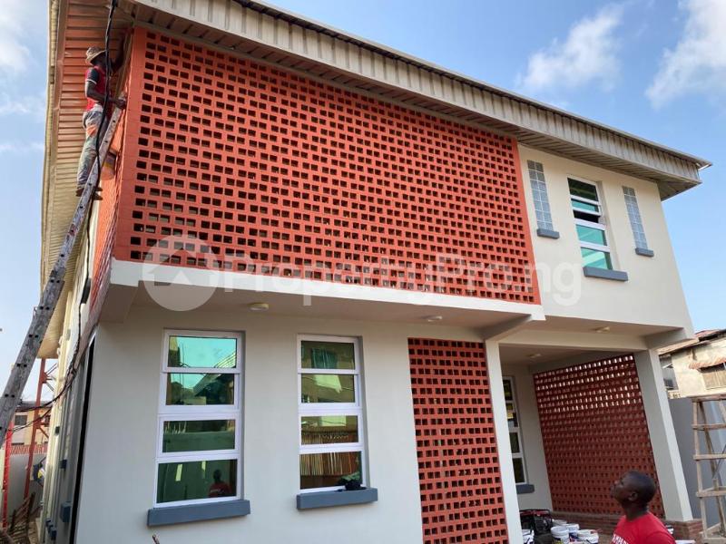 4 bedroom House for sale Off Fola Agoro Road Fola Agoro Yaba Lagos