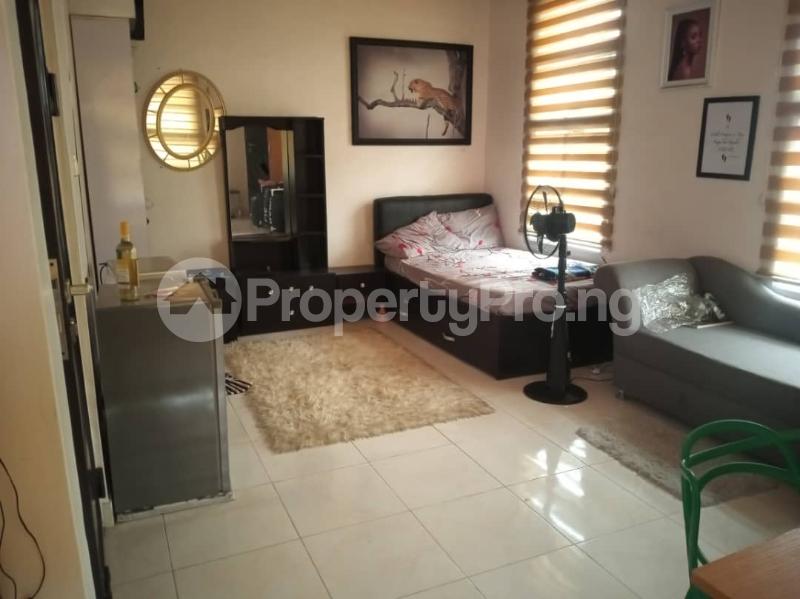 1 bedroom Flat / Apartment for rent Off Fola Agoro Road Fola Agoro Yaba Lagos