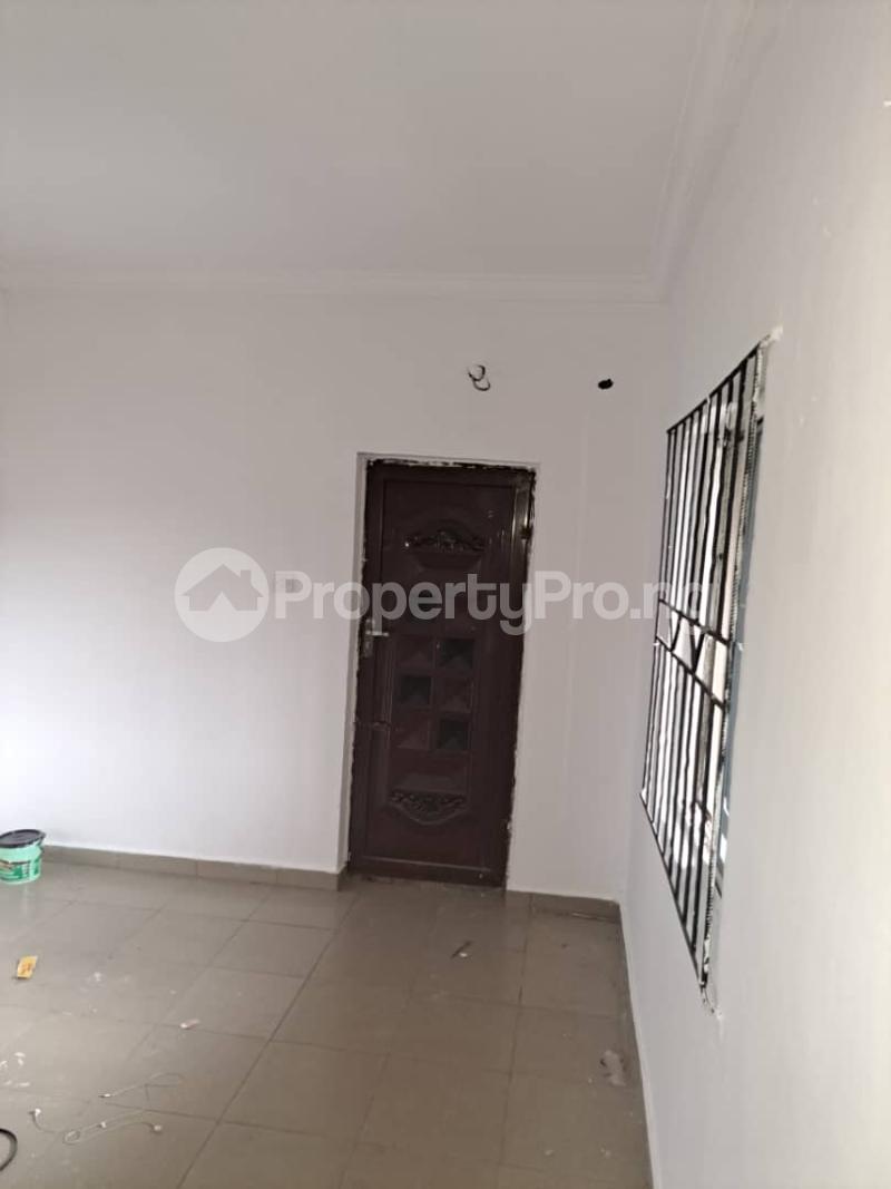 Flat / Apartment in Obanikoro Shomolu Lagos Flat / Apartment for rent