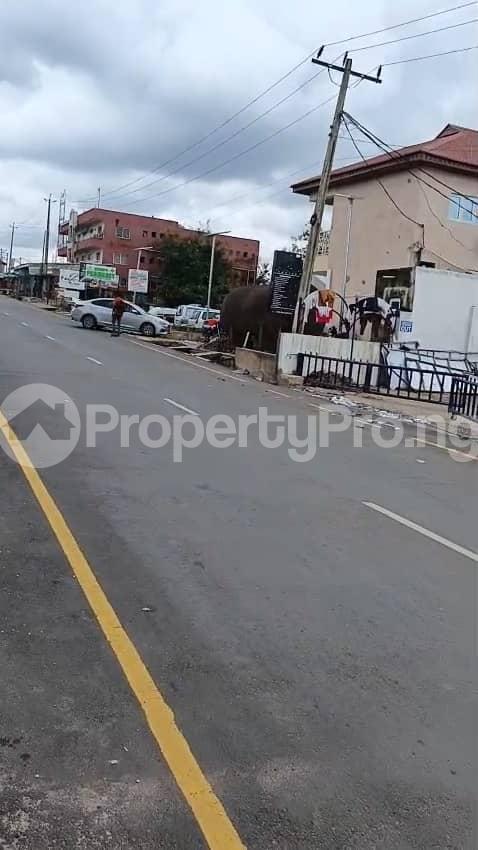 Commercial Property for rent Aleshinloye Ibadan Oyo