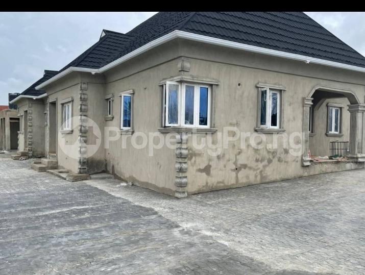 5 bedroom House for sale Jankarta Akala Express Ibadan Oyo