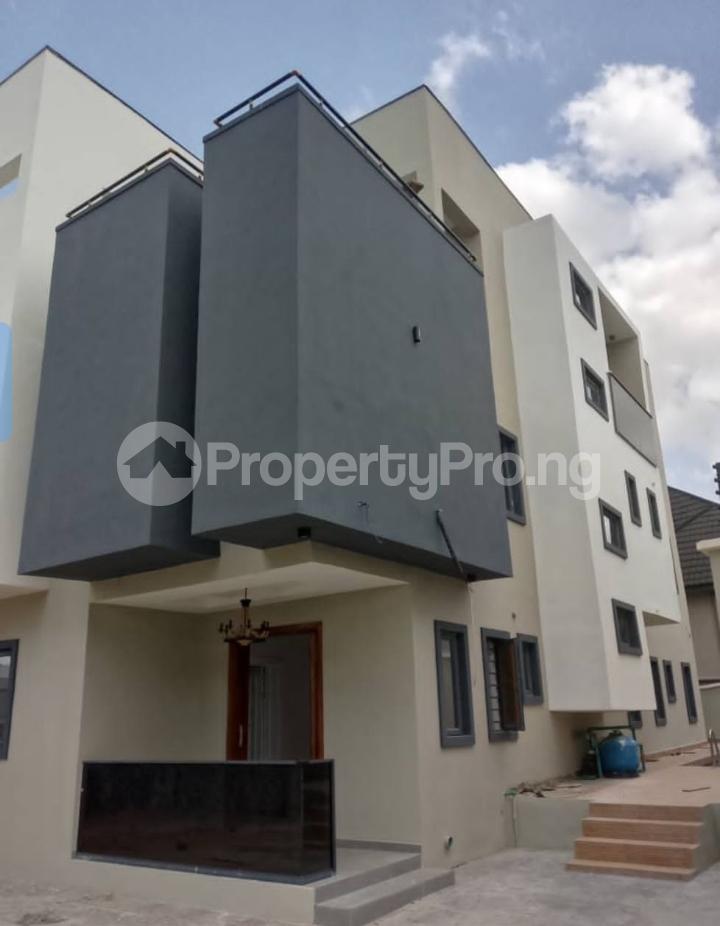 5 bedroom House for sale Magodo Phase One Surulere Lagos