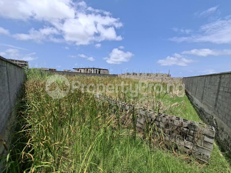 Land for sale Lekki Foreshore Estate, Lekki Phase 1, Lagos State. Lekki Phase 1 Lekki Lagos