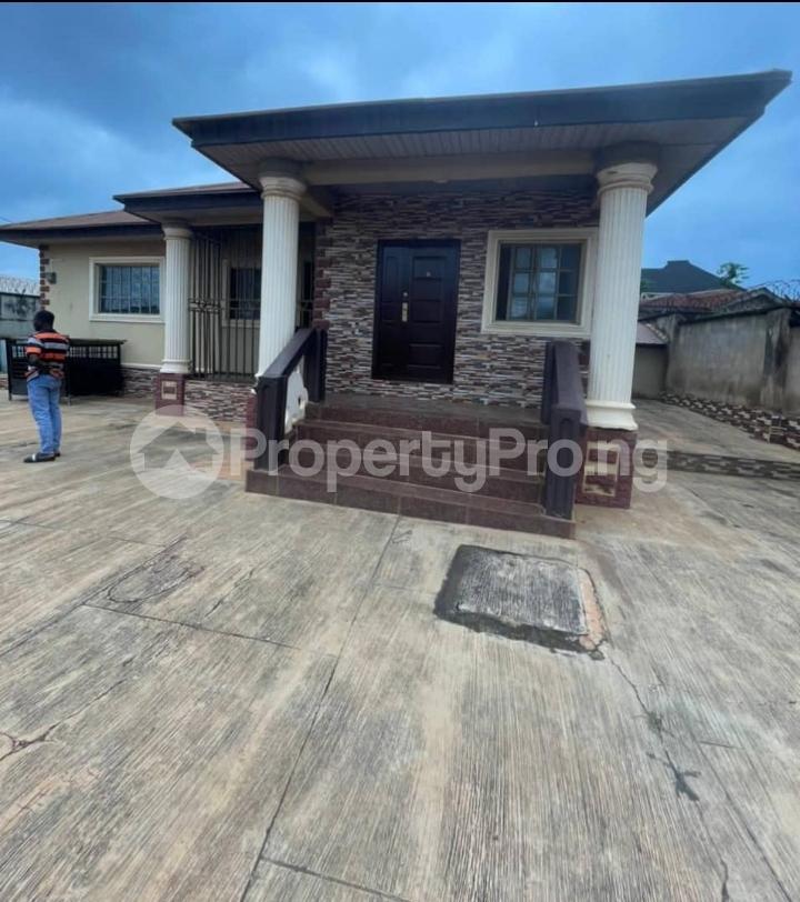 4 bedroom House for sale Elewuro Akobo Ibadan Oyo