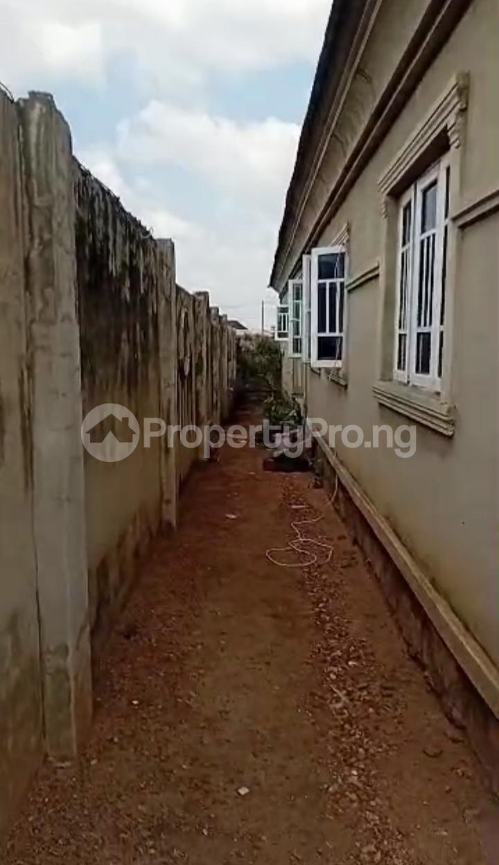 4 bedroom House for sale Odo Ona Kekere Off New Garage, Akala Express Ibadan Oyo
