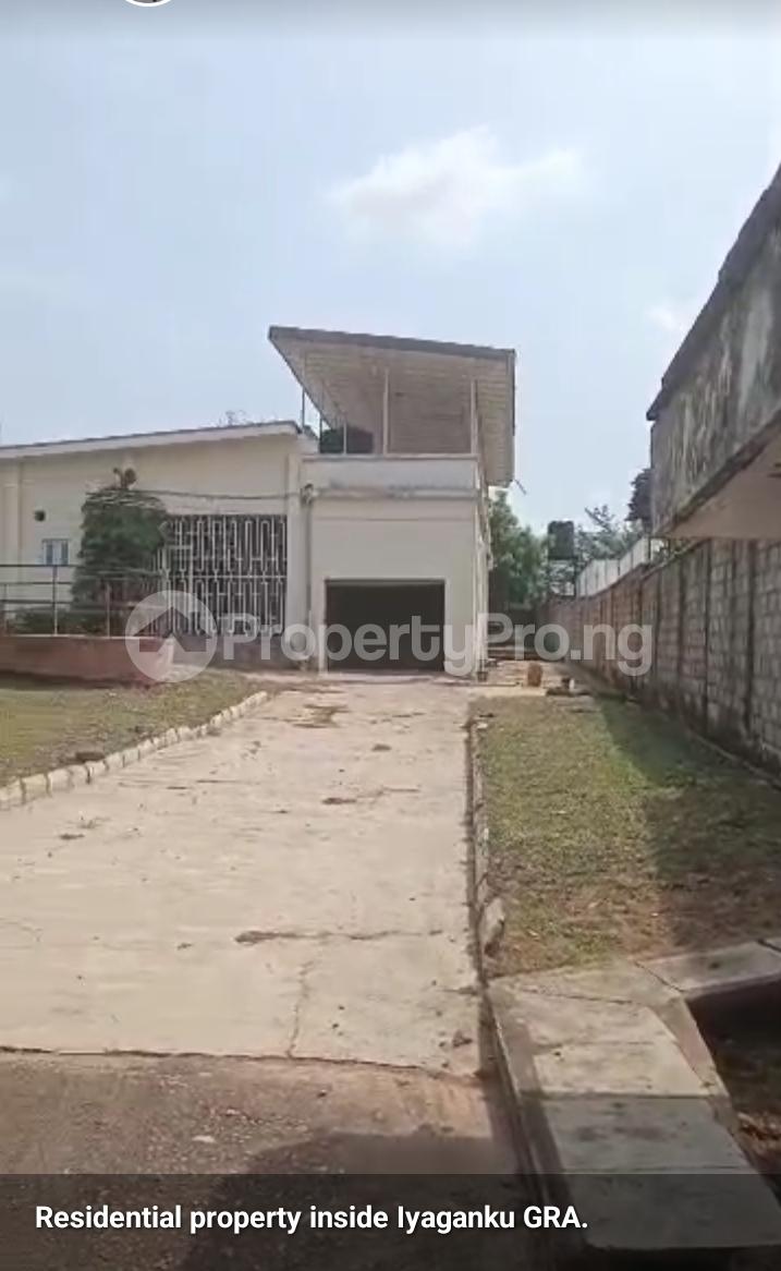 4 bedroom House for sale Magara Iyaganku Gra Ibadan Oyo