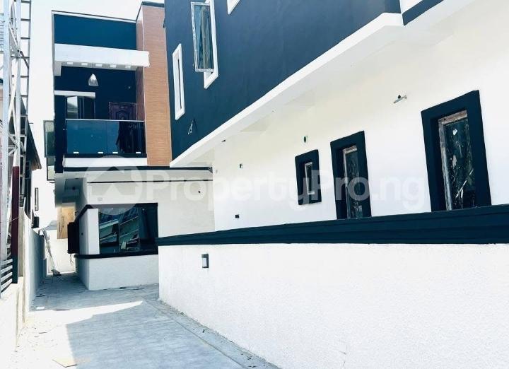 4 bedroom House for sale chevron Lekki Lagos