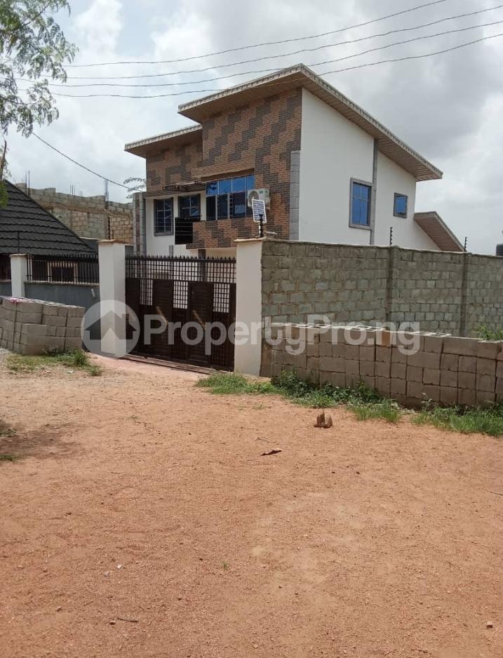 4 bedroom House for sale Ologuneru Eleyele Ibadan Oyo