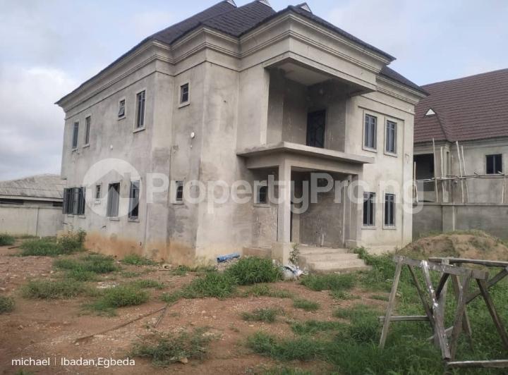4 bedroom House for sale New Ife Road, Iwo Rd Ibadan Oyo