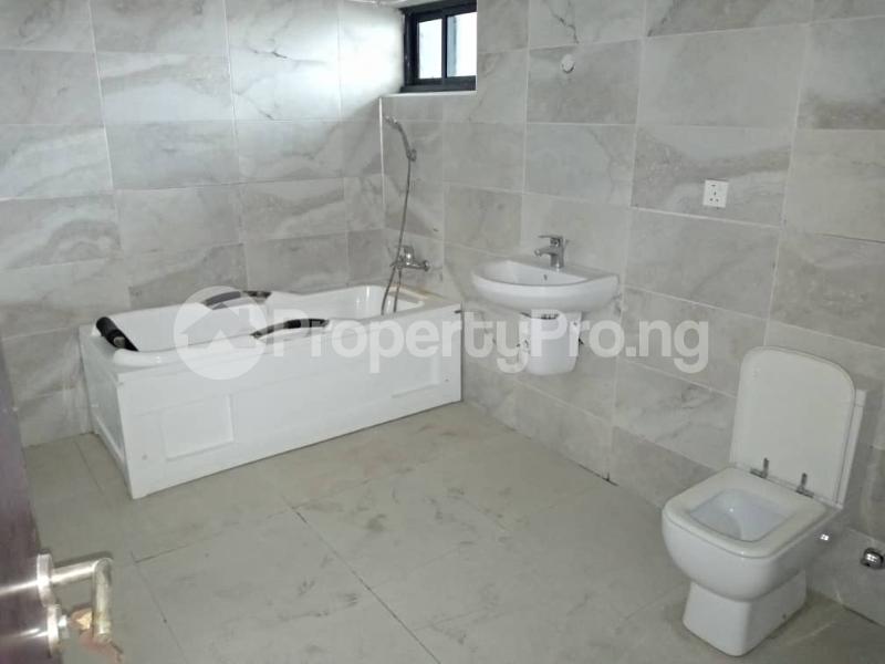 4 bedroom House for sale Off Water Corporation Drive ONIRU Victoria Island Lagos