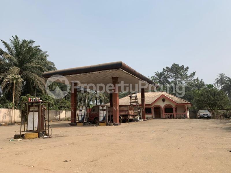 Commercial Property for sale Expressway Etche Rivers