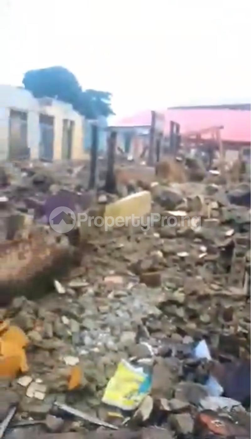 Land for sale Western Avenue Surulere Lagos - 0