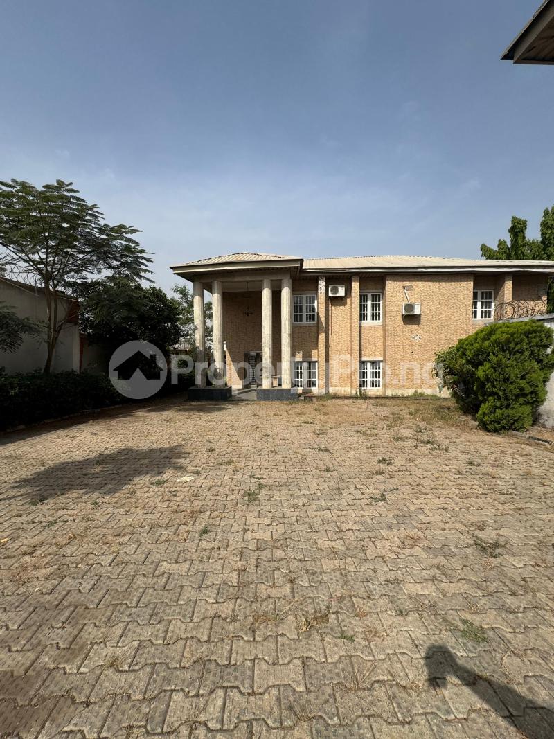 6 bedroom House for rent Maitama District Abuja(video Of The House Is Attached) Maitama Abuja