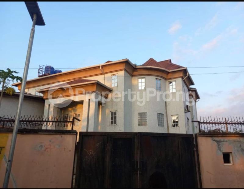 7 bedroom House for sale Surulere Lagos