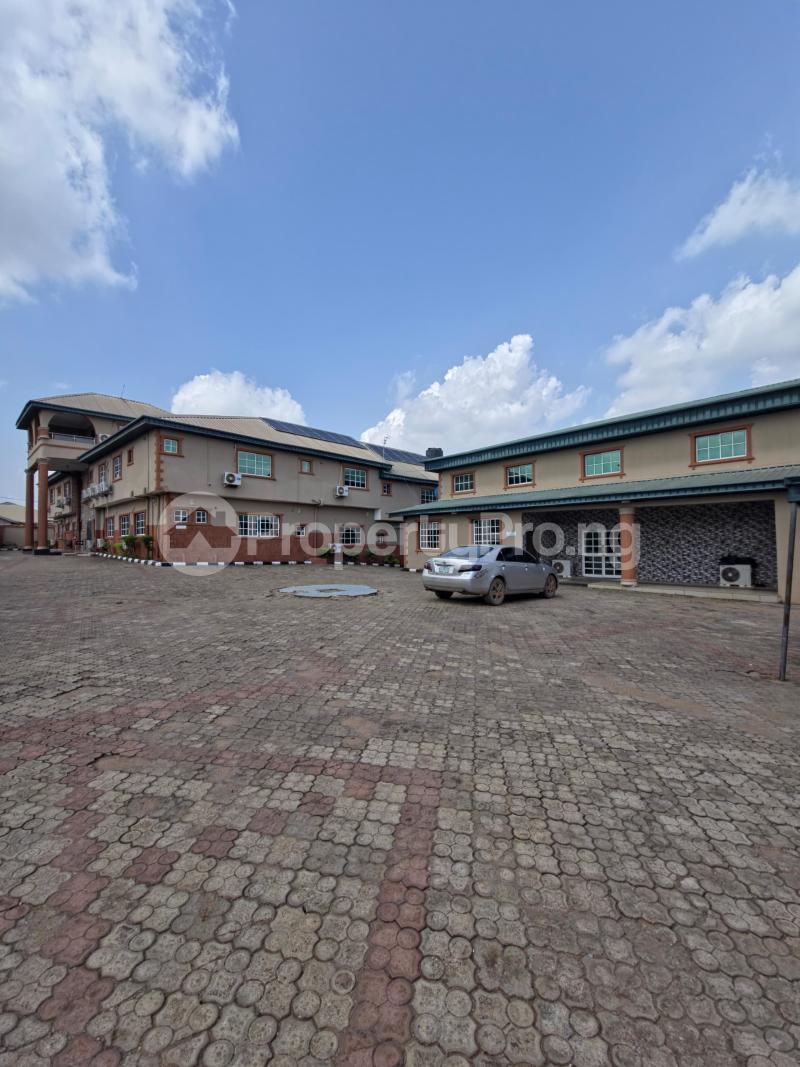 10 bedroom Commercial Property for sale Adetokun Ologuneru Ibadan Eleyele Ibadan Oyo