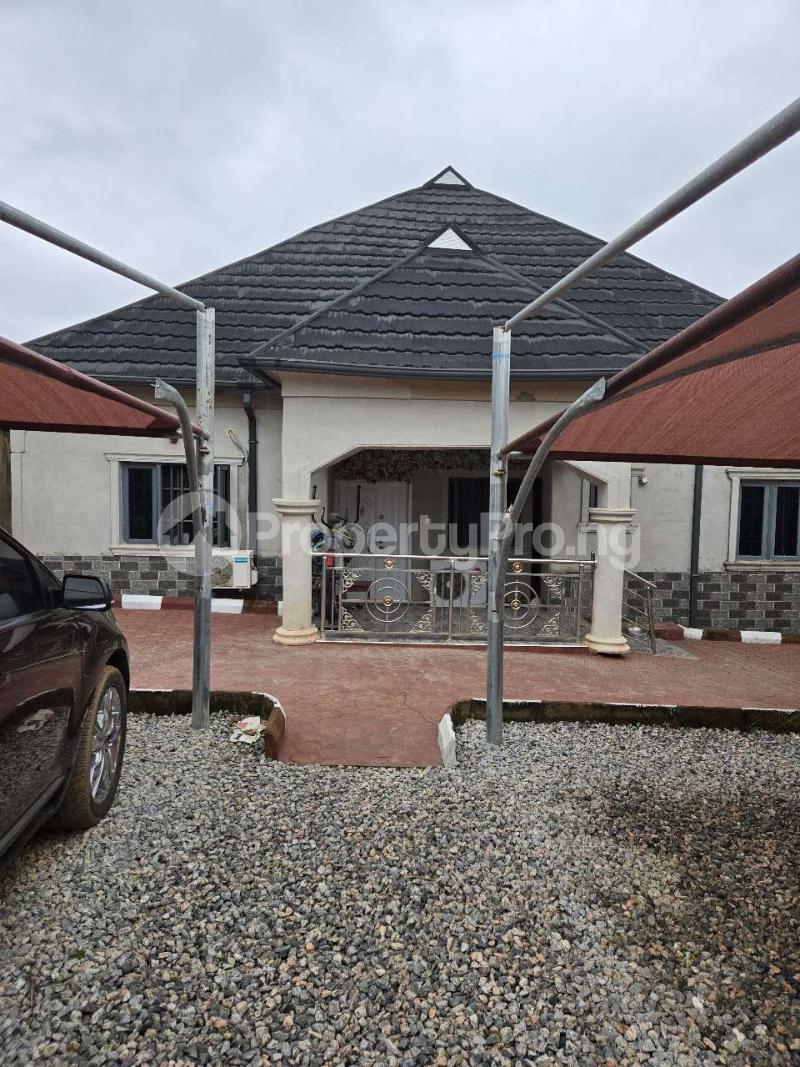 3 bedroom House for sale Nihort Idishin Ibadan Oyo
