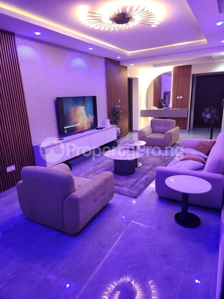 3 bedroom Flat / Apartment for sale Alagomeji Yaba Lagos