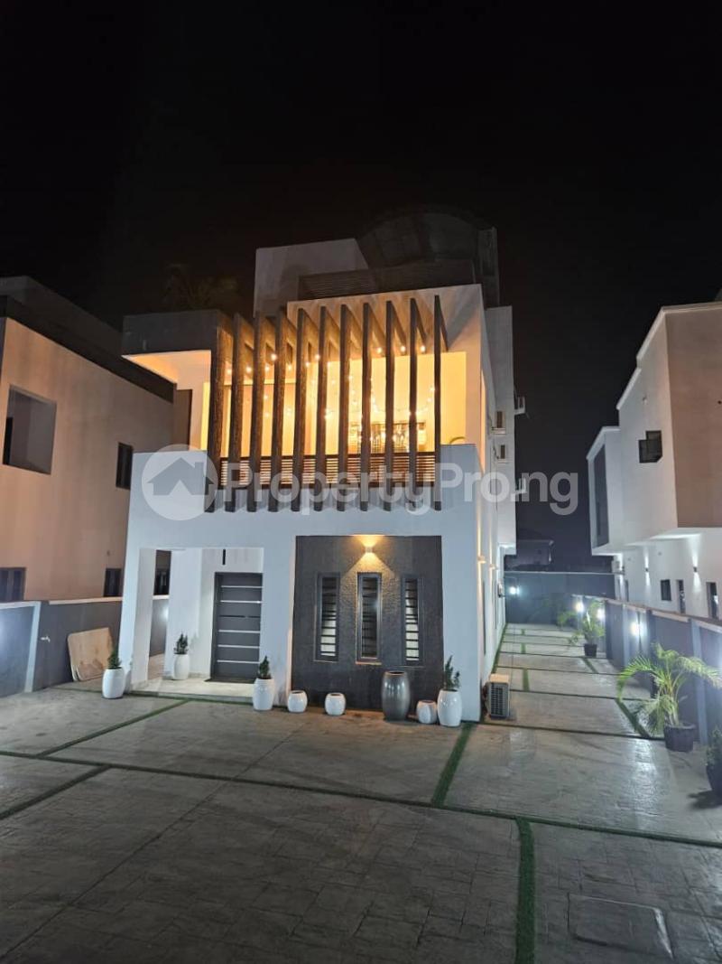 5 bedroom House for sale Aerodrome Gra, Off Ventura Mall Road Samonda Ibadan Oyo