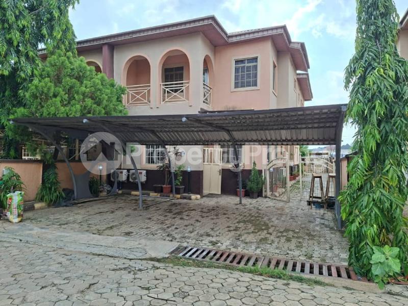 4 bedroom House for rent Off Ahmadu Bello Way. Mabushi Abuja