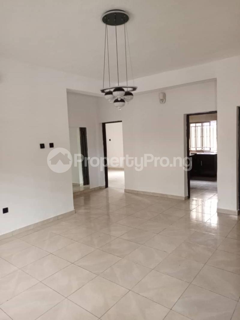 2 bedroom House for rent  ONIRU Victoria Island Lagos