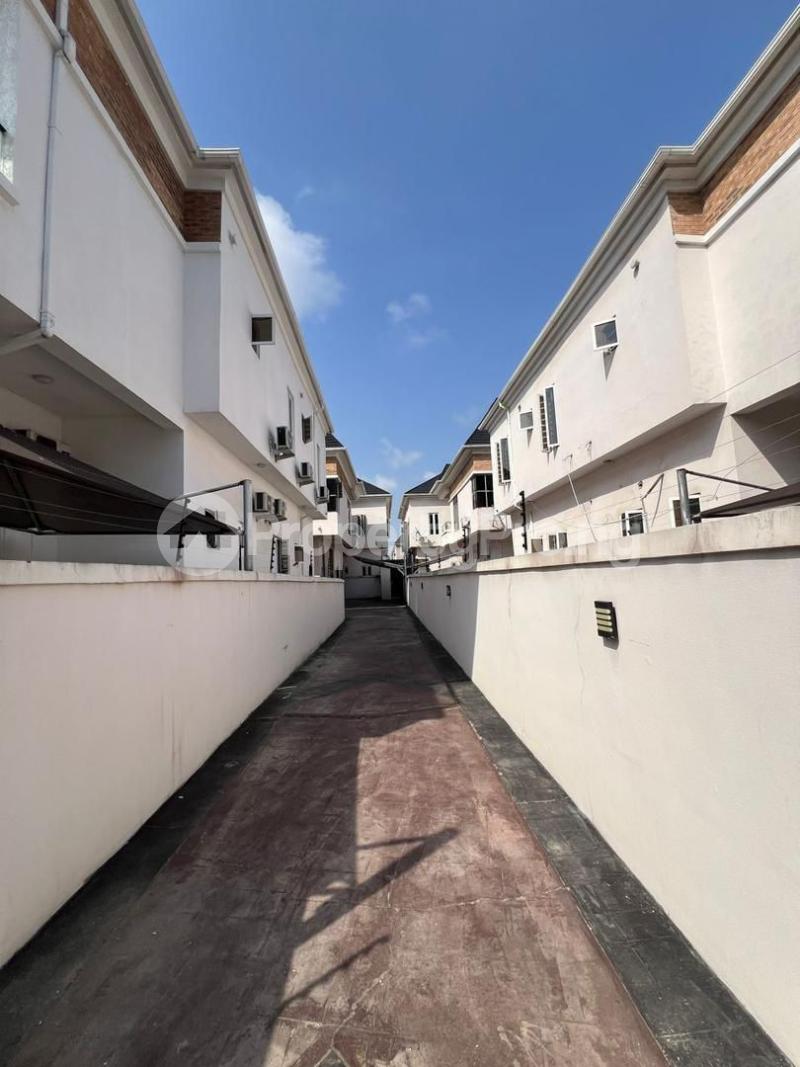 Flat / Apartment for rent Osapa London Osapa london Lekki Lagos