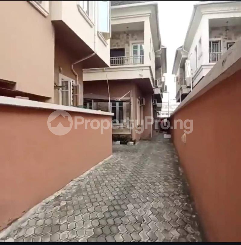4 bedroom House for rent Bera Estate chevron Lekki Lagos