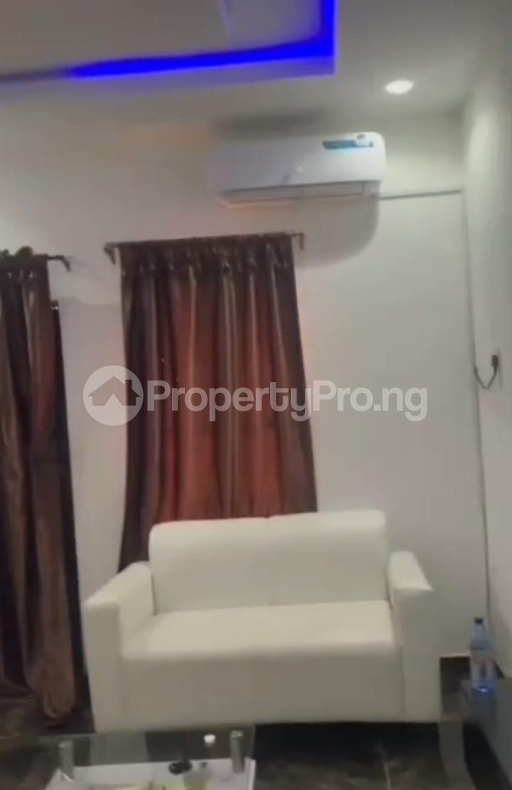 1 bedroom Flat / Apartment for rent Iwaya Yaba Lagos