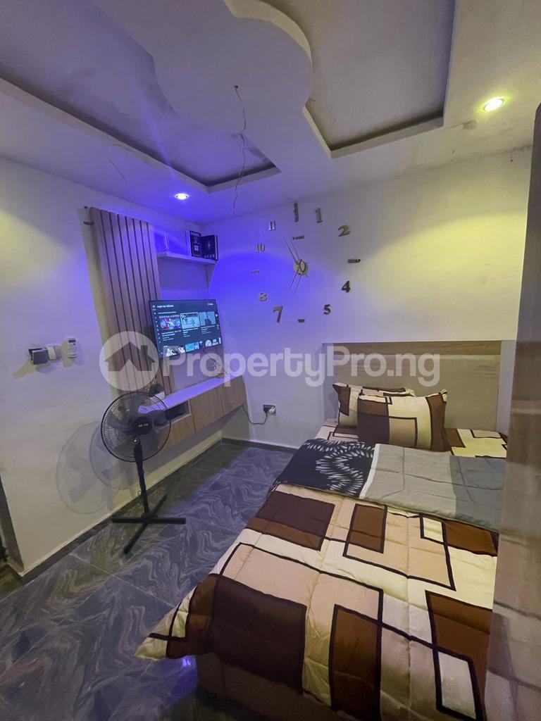 1 bedroom Flat / Apartment for rent Okesuna Street Jibowu Yaba Lagos