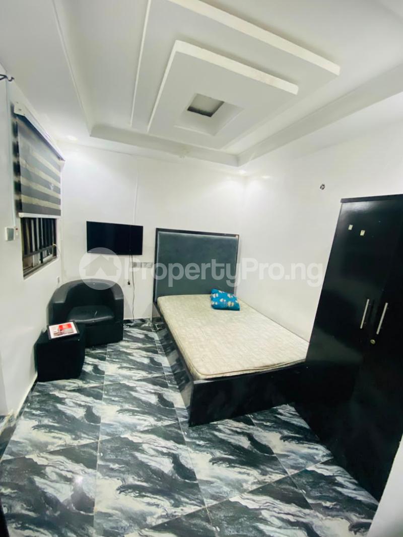 1 bedroom Flat / Apartment for rent Fola Agoro Yaba Lagos