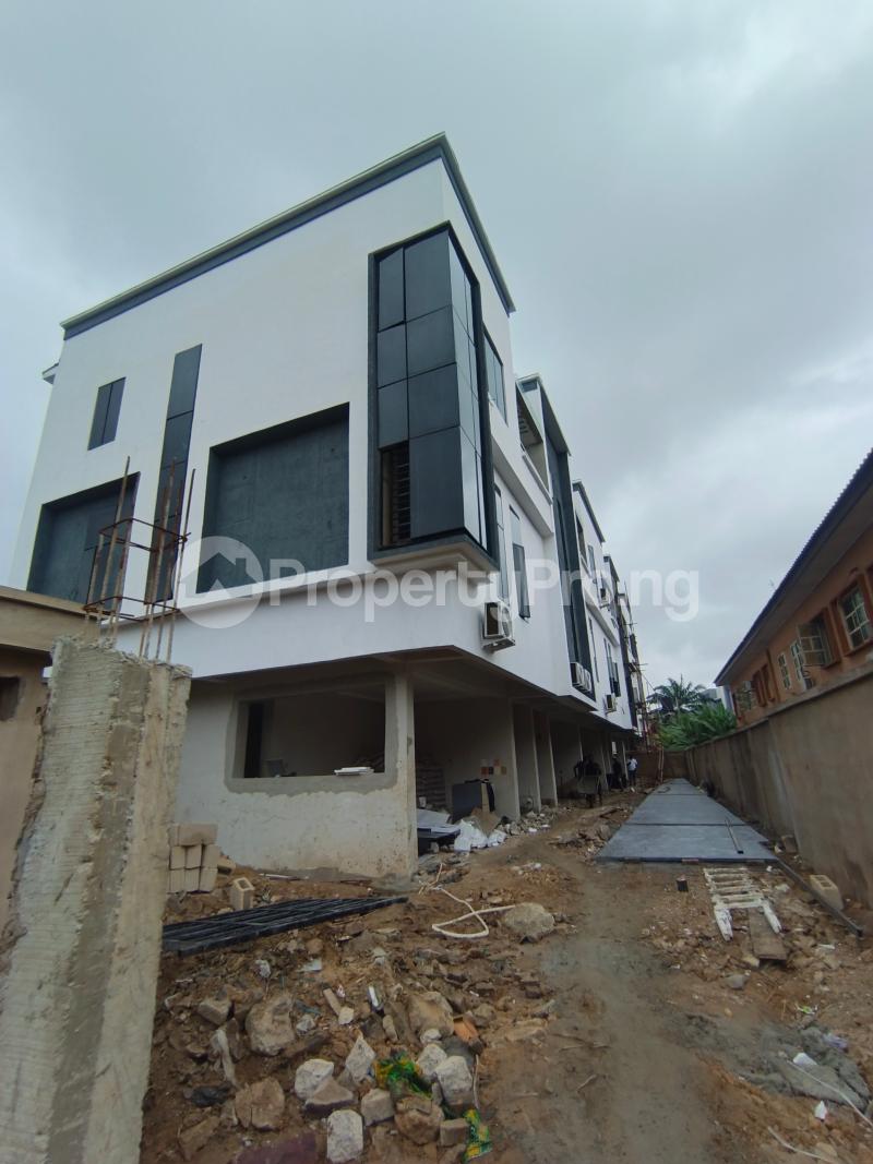 4 bedroom House for sale Alaka Estate Surulere Lagos