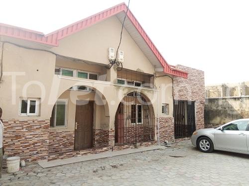 2 bedroom Flat / Apartment for rent Idowu Onimabale Street, Bakare Estate chevron Lekki Lagos
