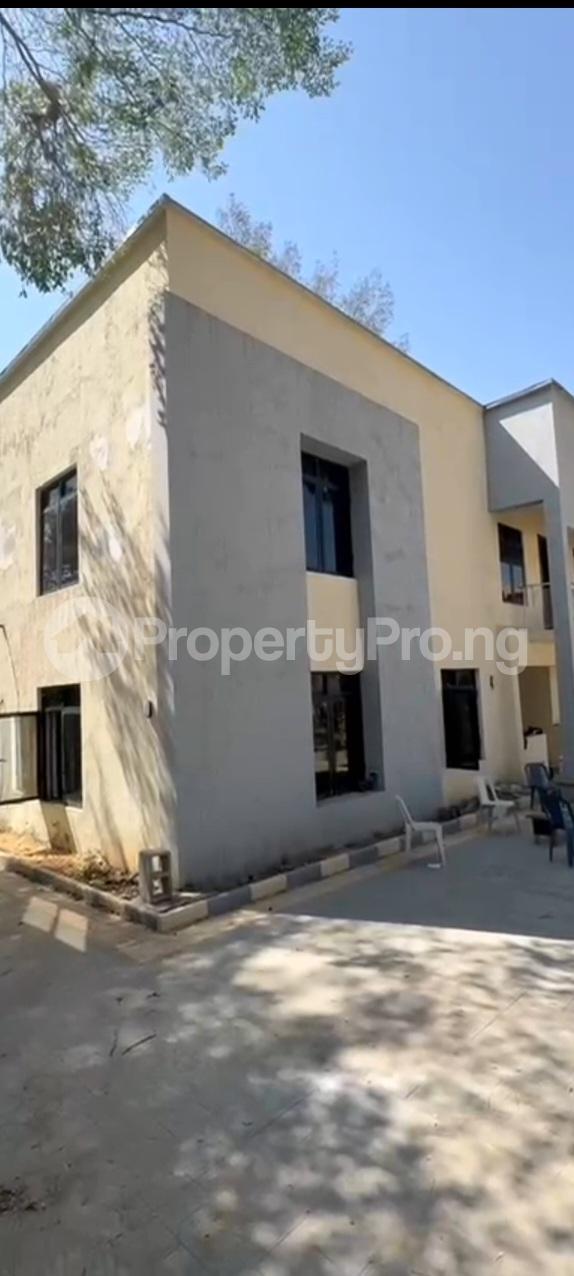 6 bedroom House for rent Maitama District Abuja ( Video Of The House Is Attached) Maitama Abuja