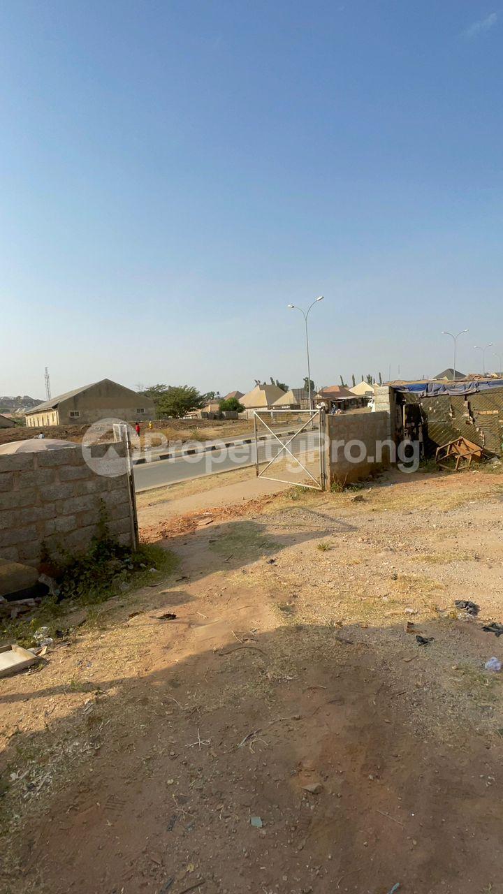 Land for sale Close To Nipco Filling Station Guzape Abuja