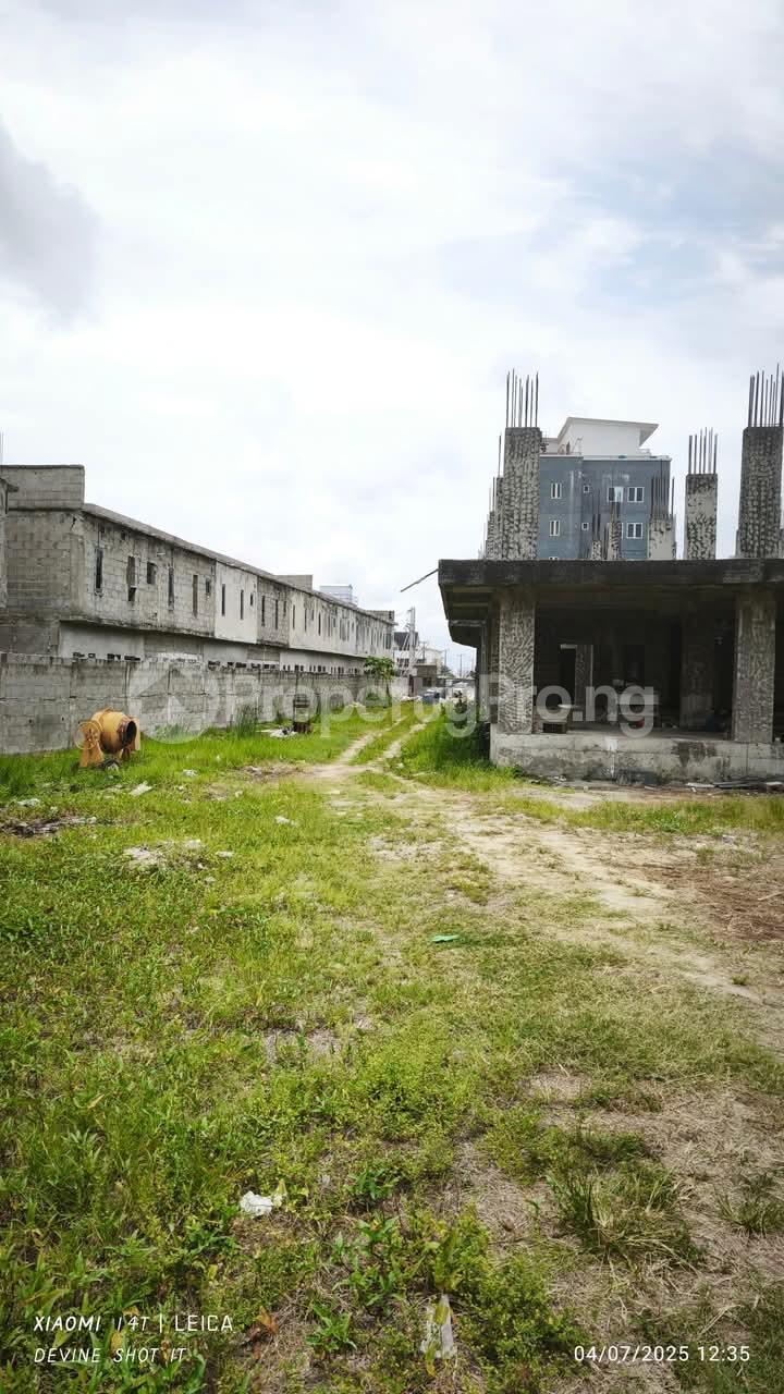 Land for sale Osapa london Lekki Lagos