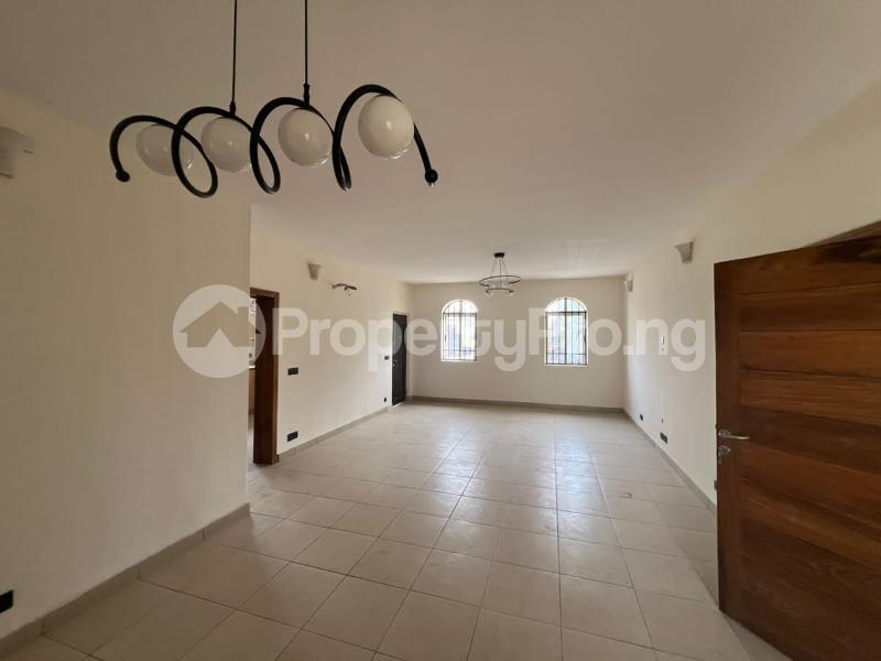 3 bedroom Flat / Apartment for rent Around Blenco Super Market Ikate Lekki Lagos