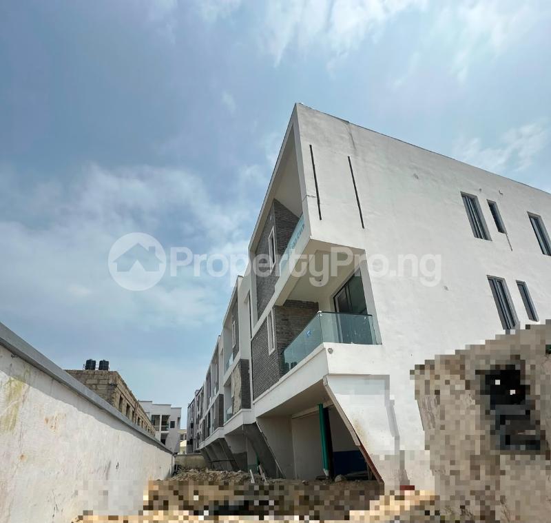 1 bedroom Flat / Apartment for sale Ologolo Lekki Lagos