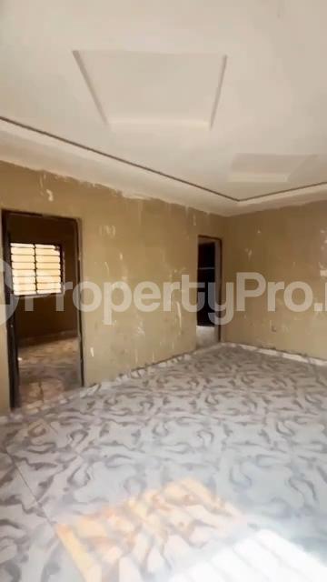2 bedroom Flat / Apartment for rent Off Pedro Road, Shomolu, Lagos Shomolu Lagos