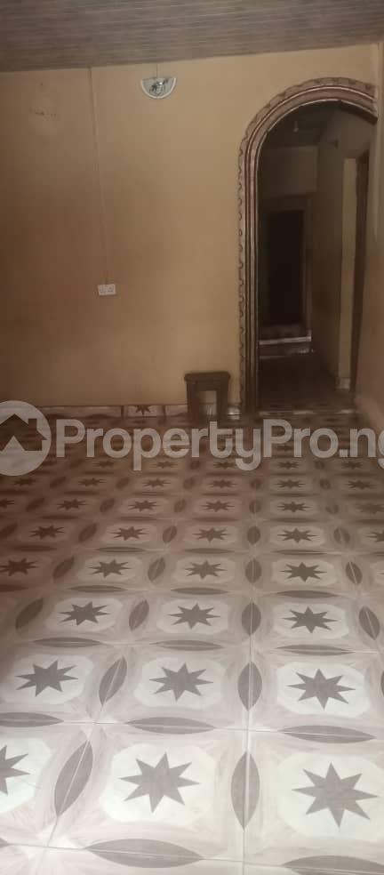 2 bedroom House for rent Mende Maryland Lagos